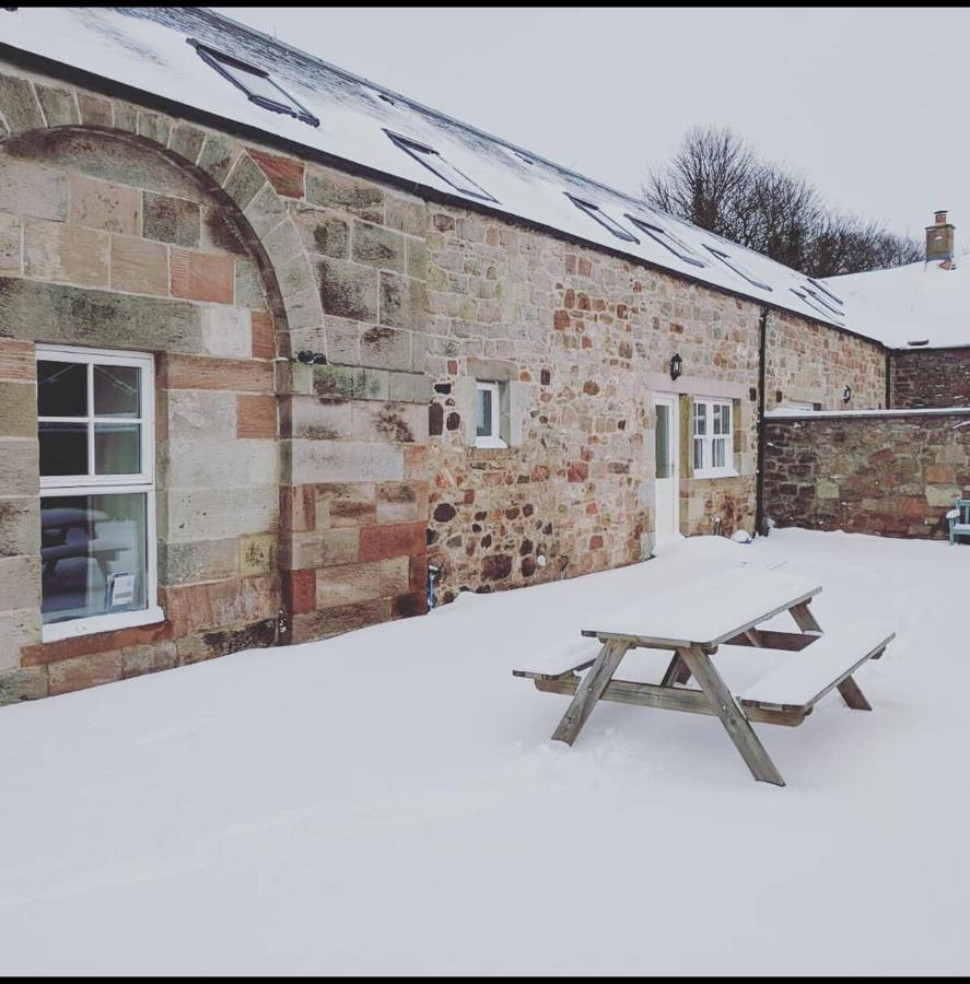 Old Farm Holiday Cottages - Scottish Borders Chirnside Buitenkant foto
