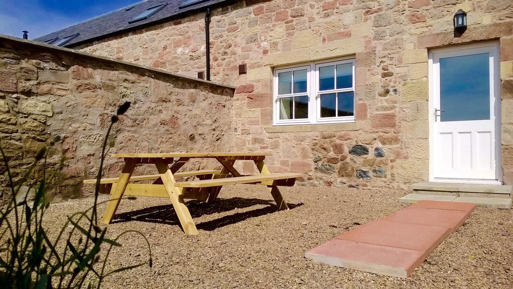 Old Farm Holiday Cottages - Scottish Borders Chirnside Buitenkant foto