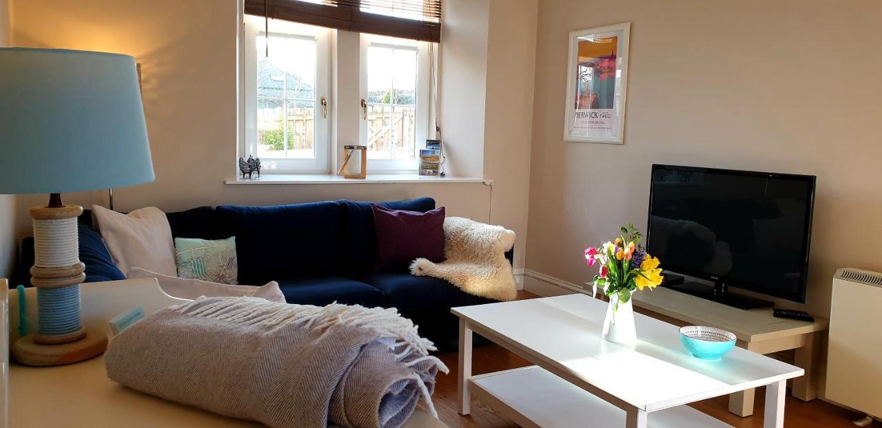 Old Farm Holiday Cottages - Scottish Borders Chirnside Buitenkant foto