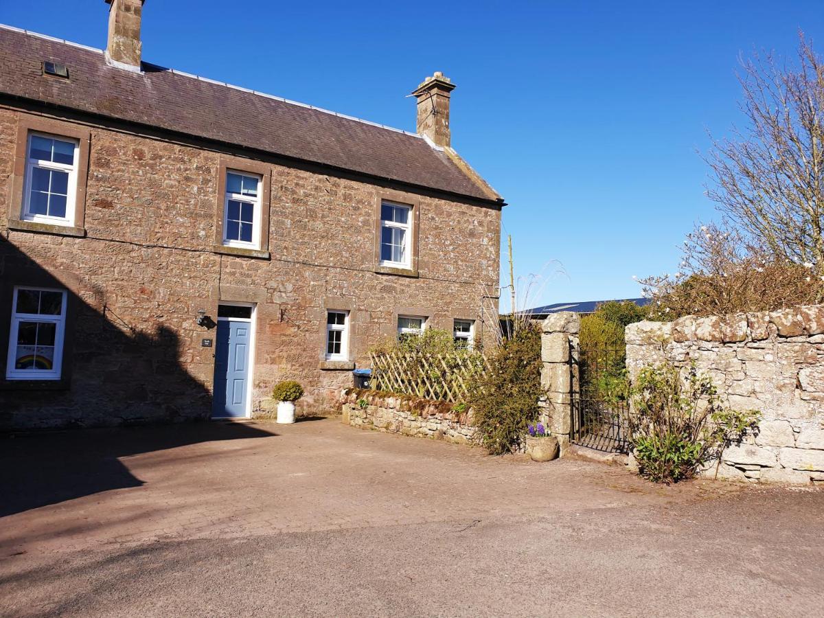 Old Farm Holiday Cottages - Scottish Borders Chirnside Buitenkant foto